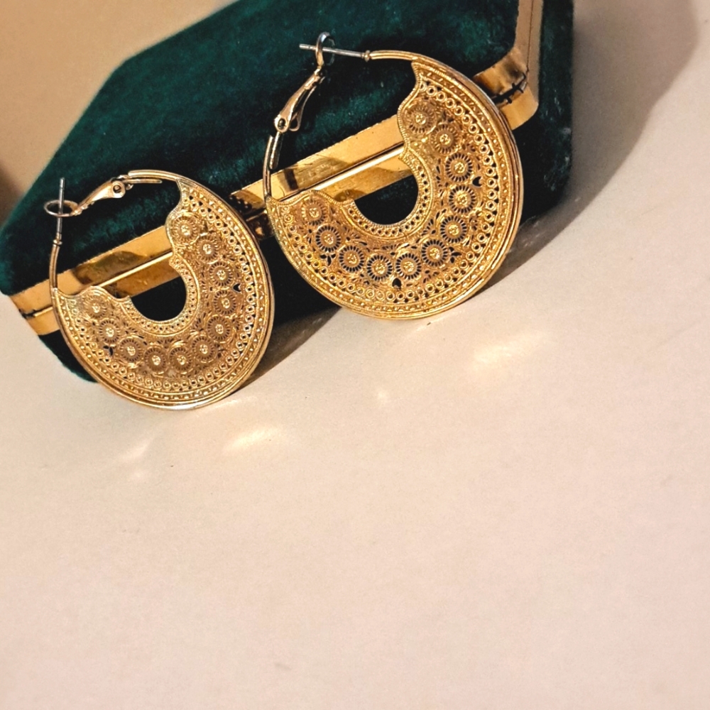 Vintage Gold Filigree Bali Bohemian Hoop Earrings